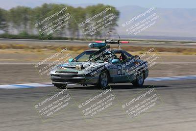 media/Oct-01-2022-24 Hours of Lemons (Sat) [[0fb1f7cfb1]]/10am (Front Straight)/